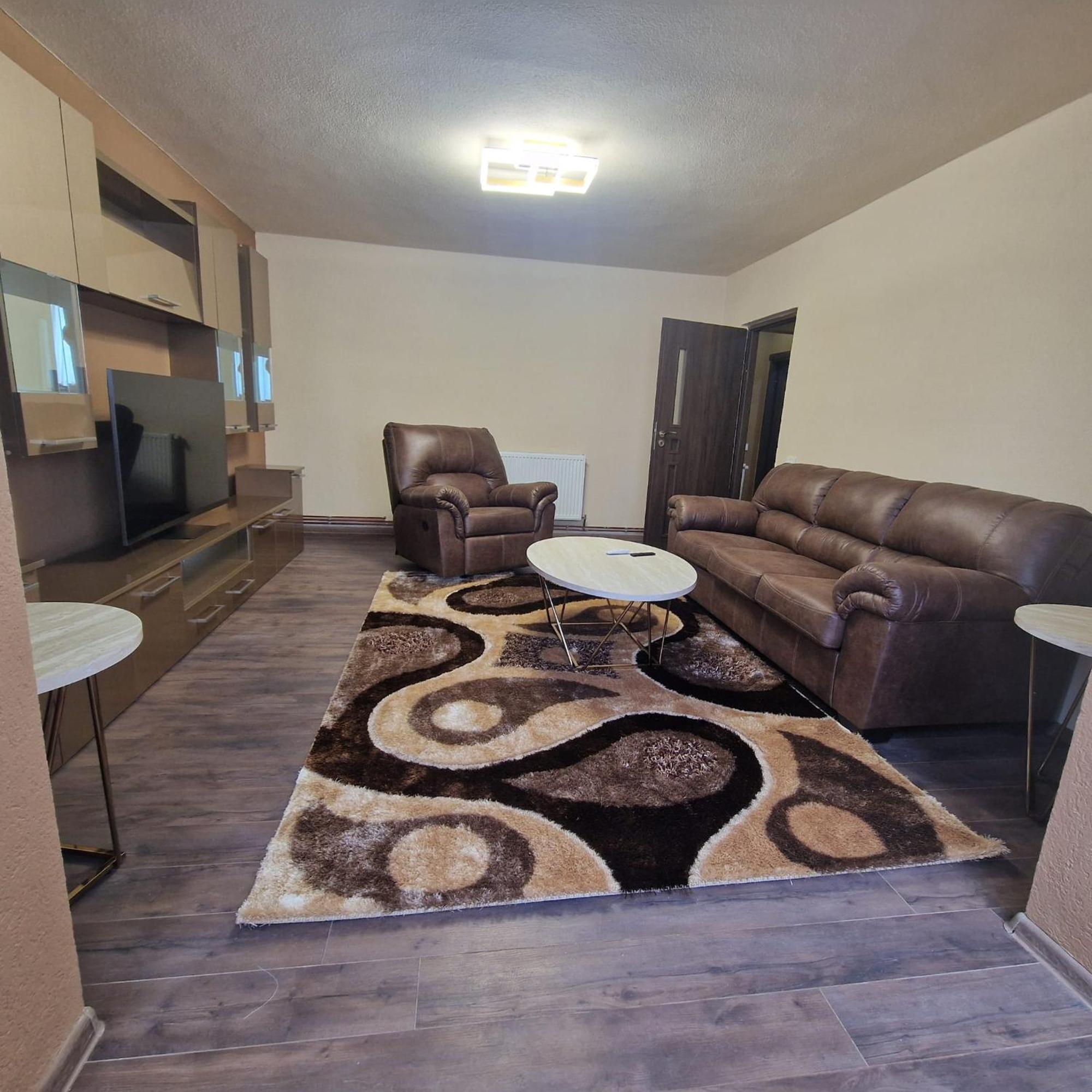 Apartament Iulius 3 Manastire Curtea de Argeş Exteriör bild